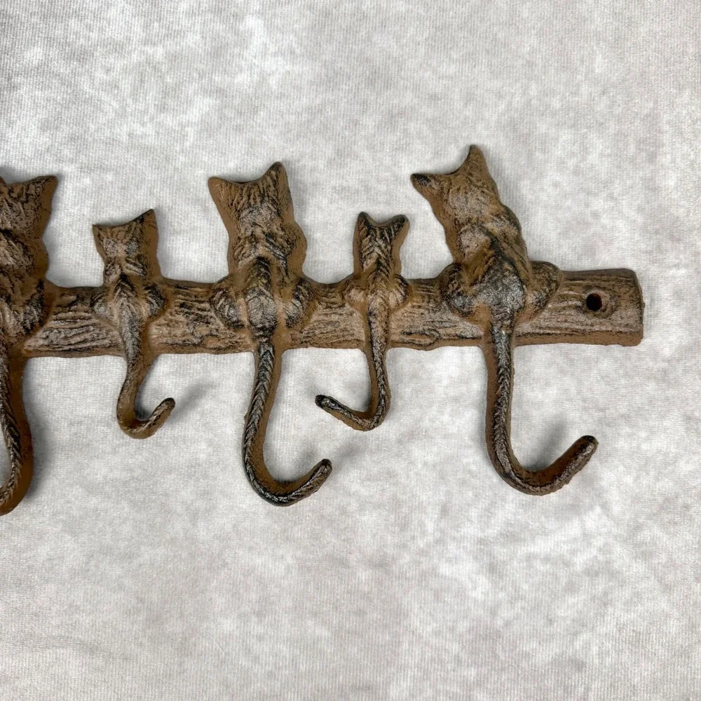 Cast Iron Cat Tail Wall Hook Rack 7 Hooks Rustic Brown Metal Key Leash Holder